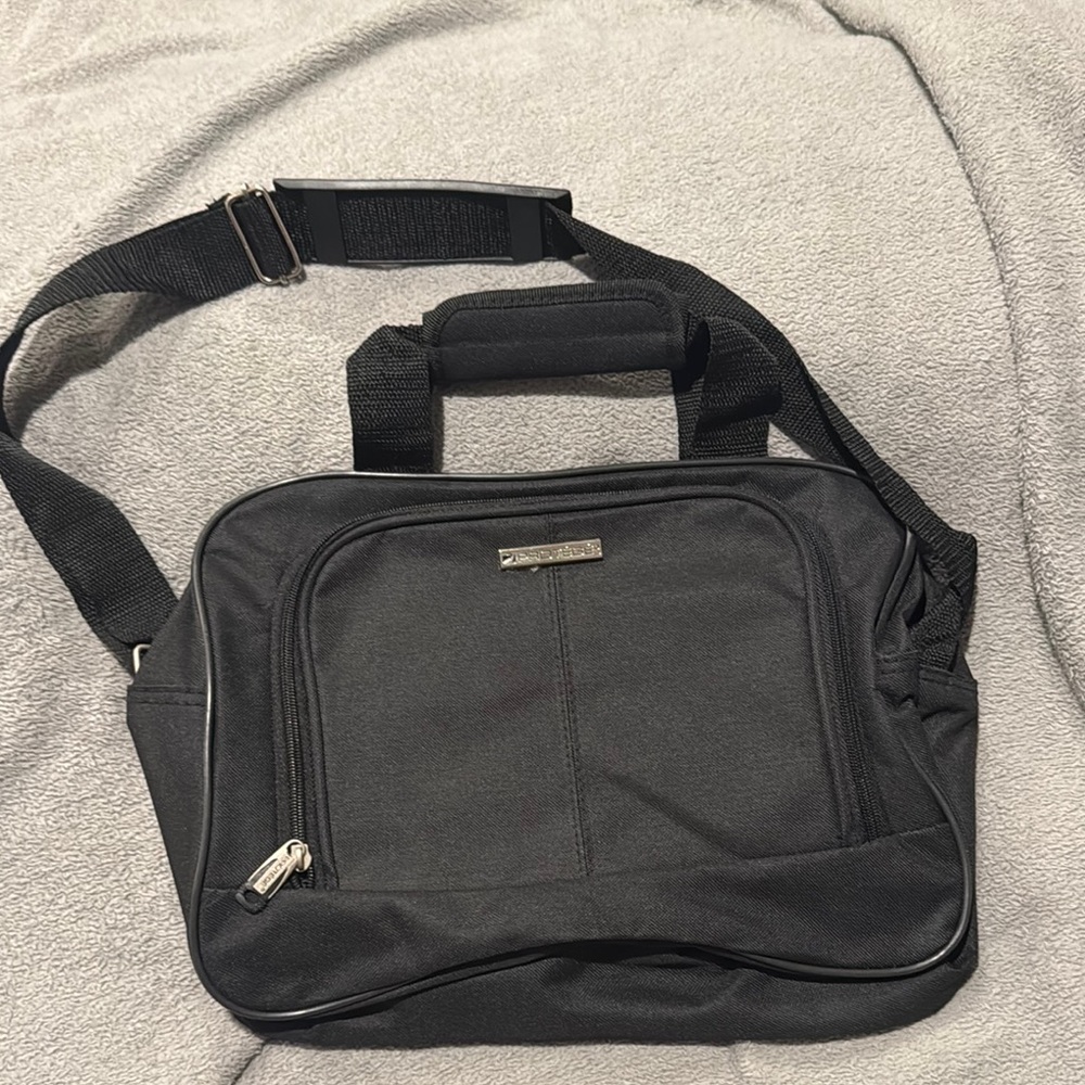 Black Men's Travel Bag